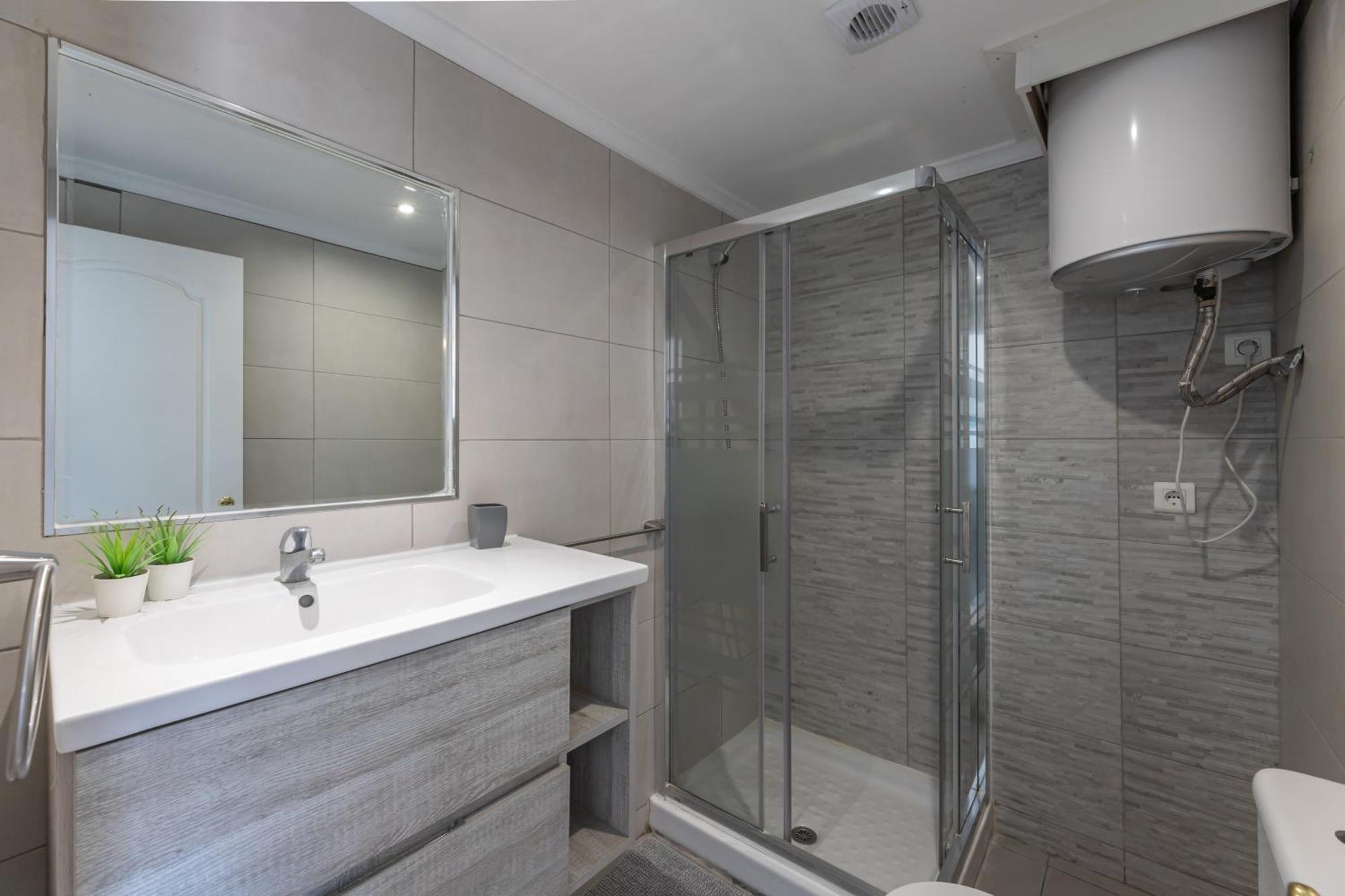 Vb Benalmadena 1 Bedroom Waterfront Apt Ngoại thất bức ảnh